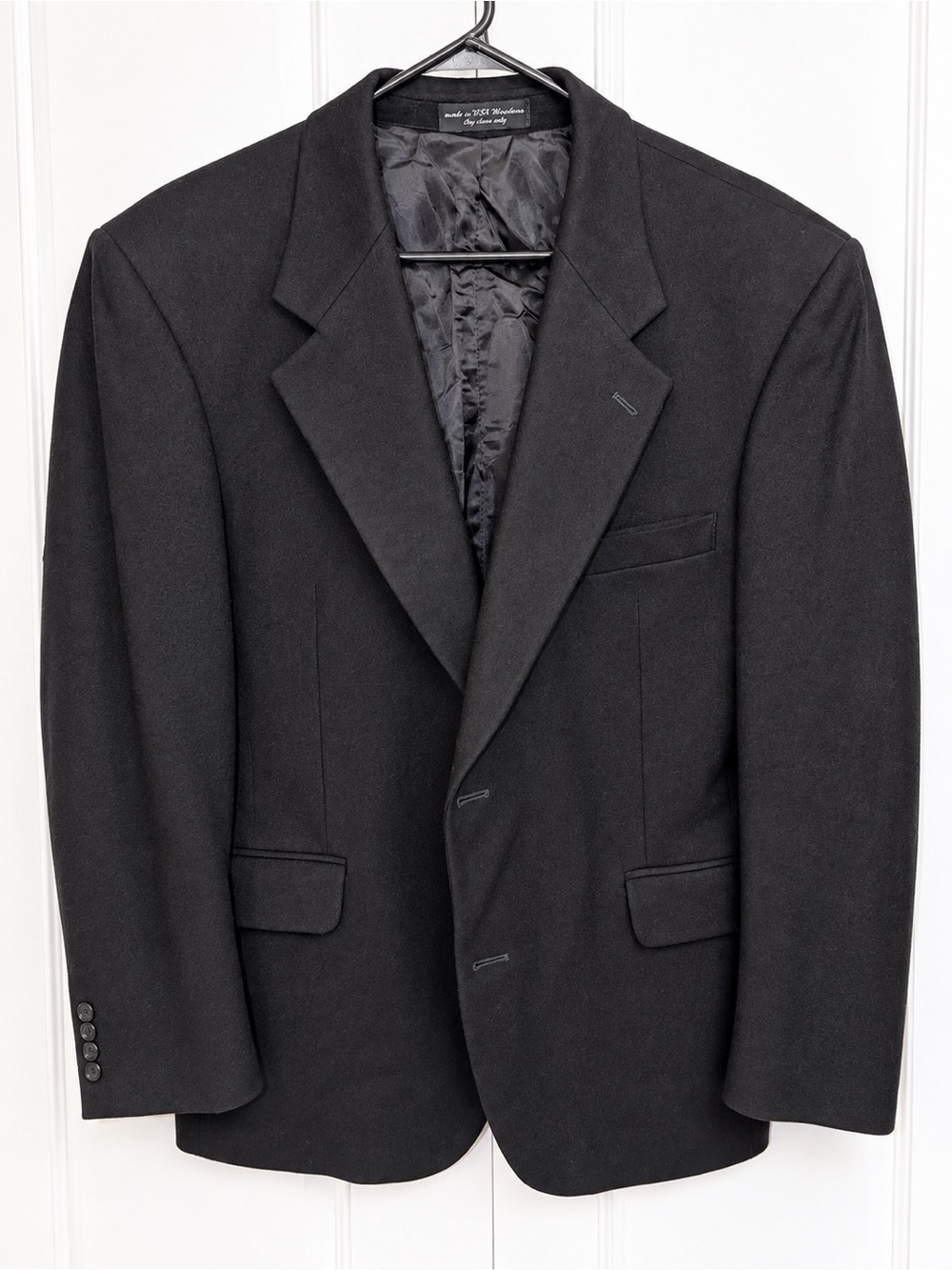 CASHMERE Men's Black Two-Button Wool Blend Blazer - Classic Tailored Sport Coat